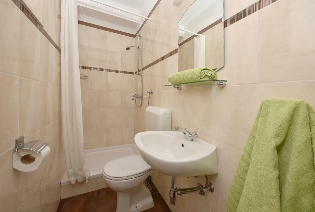 Guest House Rose&Ana Makarska Bagian luar foto